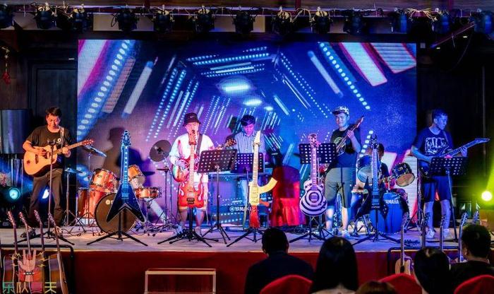 年会游戏音乐节奏的音乐_年会游戏音乐快节奏_音乐会节奏互动游戏