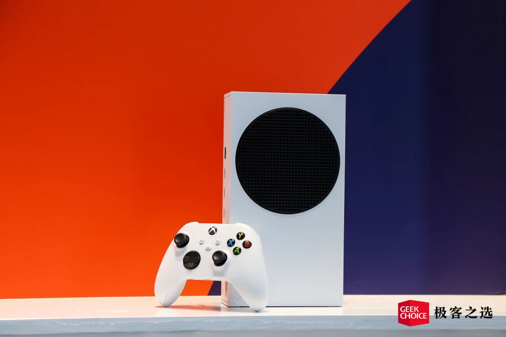 台式游戏主机推荐-爽到飞起的台式游戏主机：PS5 和 XboxSeriesX，你