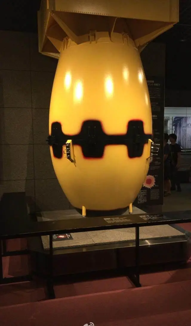 大幂幂的咪有多大图片_有四手妙弹的小说吗_小男孩大胖子原子弹的冲击波有多大