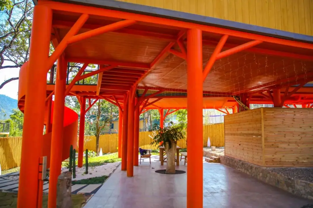 温泉庄园玫瑰酒店电话_玫瑰庄园温泉酒店_玫瑰温泉小镇