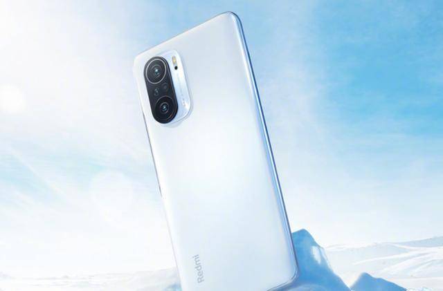 redmik40是安卓系统吗,性能卓越的旗舰手机解析